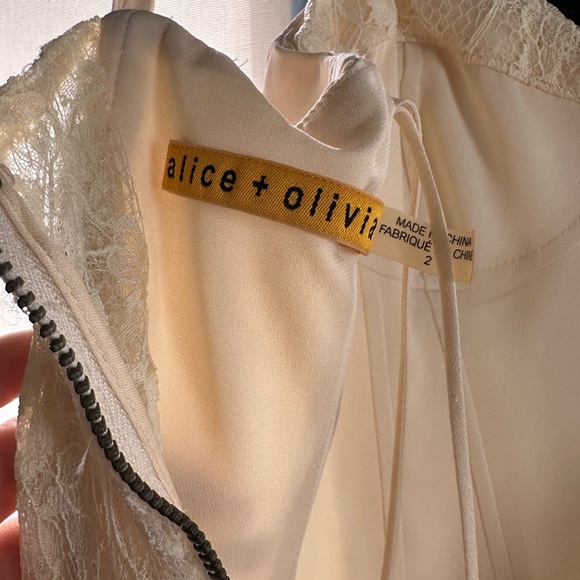 Stunning Alice + Olivia Bustier Gown - Picture 6 of 10